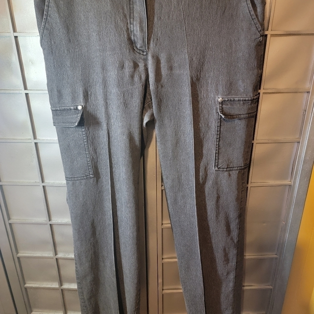 Larry Levine stretch size 8 black jeans